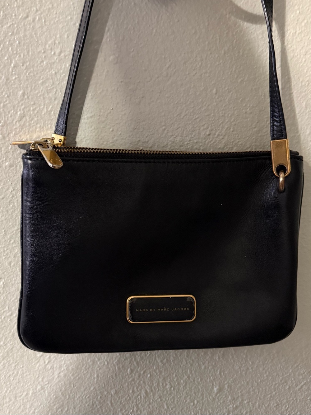 Marc by Marc Jacobs Black Genuine Leather Crossbody Bag Gold Hardware
